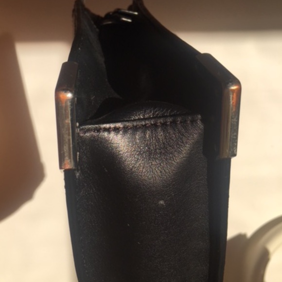 Mackage large leather purse with arrow clasp - Picture 10 of 10